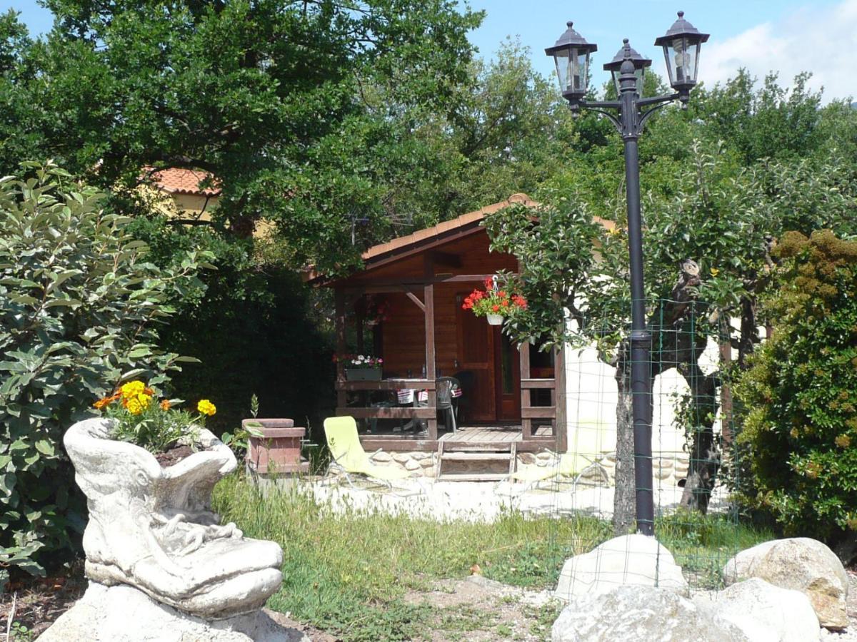Les Chalets Du Verger Des Ascarines Corneilla-de-Conflent Eksteriør billede