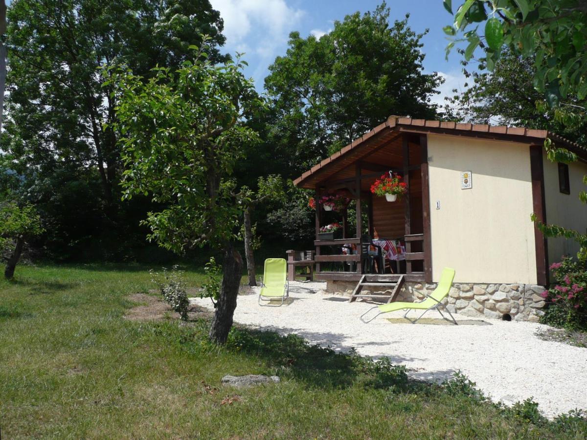 Les Chalets Du Verger Des Ascarines Corneilla-de-Conflent Eksteriør billede